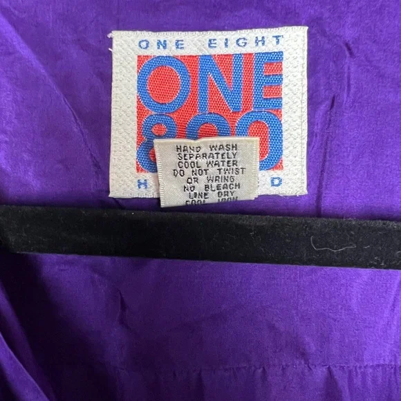 vintage 100% silk men’s button down short sleeve shirt in purple sz M oversized - Picture 5 of 5